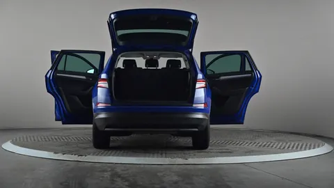 SKODA KODIAQ 1.5 TSI SE Drive DSG [7 Seat]