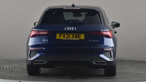 AUDI A3 35 TFSI S Line