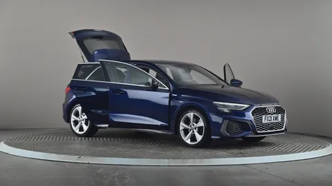 AUDI A3 35 TFSI S Line