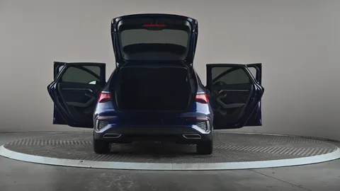 AUDI A3 35 TFSI S Line