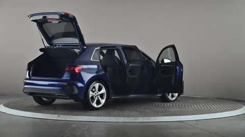 AUDI A3 35 TFSI S Line