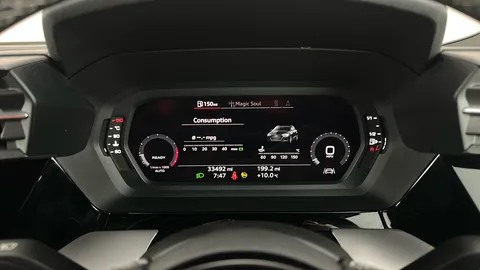 AUDI A3 35 TFSI S Line