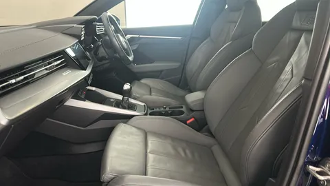 AUDI A3 35 TFSI S Line