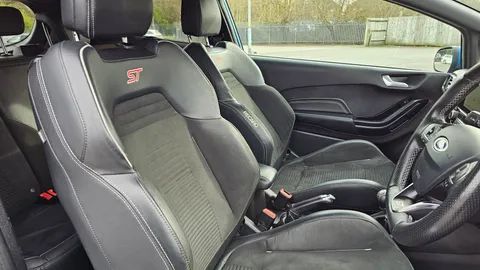 FORD FIESTA 1.5 EcoBoost ST-3