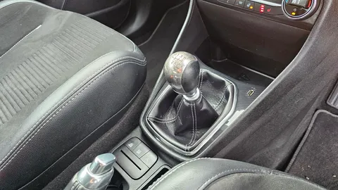 FORD FIESTA 1.5 EcoBoost ST-3