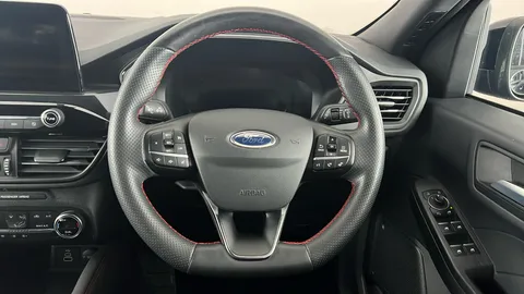 FORD KUGA 1.5 EcoBoost 150 ST-Line Edition