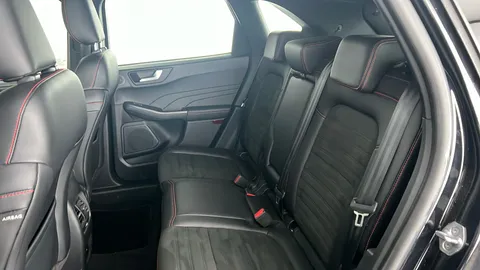 FORD KUGA 1.5 EcoBoost 150 ST-Line Edition