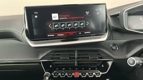 PEUGEOT 2008 1.2 PureTech 130 GT