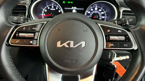 KIA CEED 1.5T GDi ISG 3