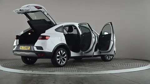 RENAULT ARKANA 1.6 E-TECH Hybrid 145 Iconic Auto