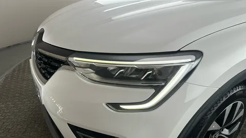 RENAULT ARKANA 1.6 E-TECH Hybrid 145 Iconic Auto
