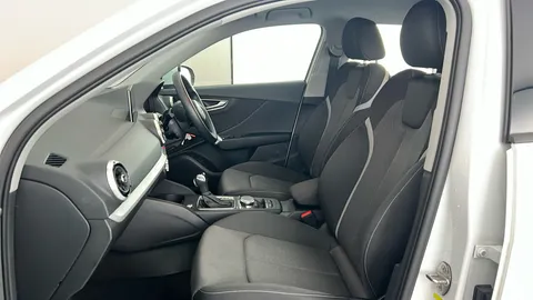 AUDI Q2 35 TFSI Sport S Tronic