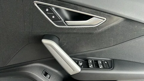 AUDI Q2 35 TFSI Sport S Tronic