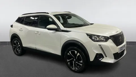 PEUGEOT 2008 1.2 PureTech 130 Allure Premium EAT8