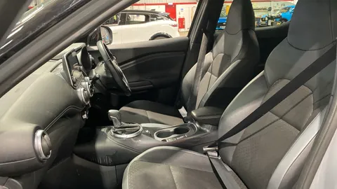 NISSAN JUKE 1.6 Hybrid N-Connecta Auto