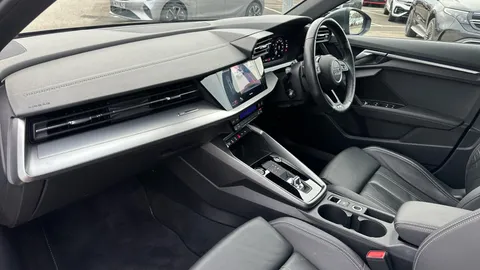 AUDI A3 35 TDI S Line S Tronic