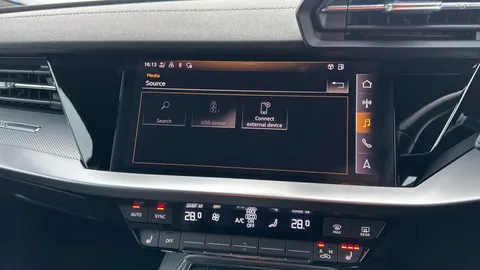 AUDI A3 35 TDI S Line S Tronic