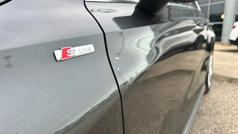 AUDI A3 35 TDI S Line S Tronic