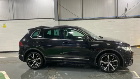 VOLKSWAGEN TIGUAN 1.5 TSI 150 R-Line DSG