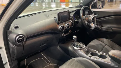 NISSAN JUKE 1.6 Hybrid N-Connecta Auto