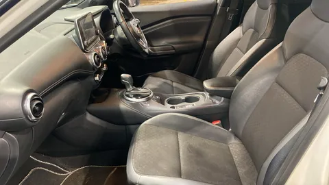 NISSAN JUKE 1.6 Hybrid N-Connecta Auto