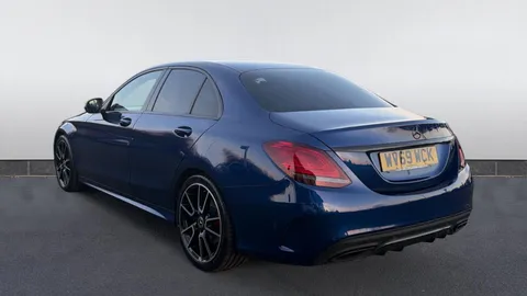 MERCEDES-BENZ C CLASS C200 AMG Line Premium 9G-Tronic