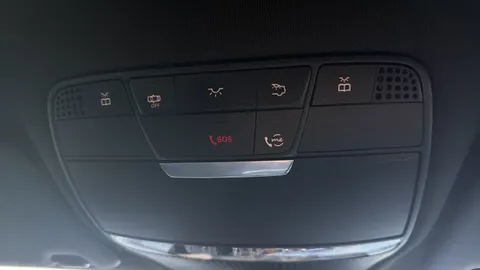 MERCEDES-BENZ C CLASS C200 AMG Line Premium 9G-Tronic