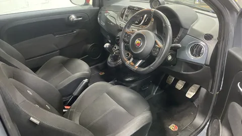 ABARTH 595 1.4 T-Jet 145