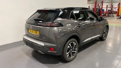 PEUGEOT 2008 1.2 PureTech 130 GT