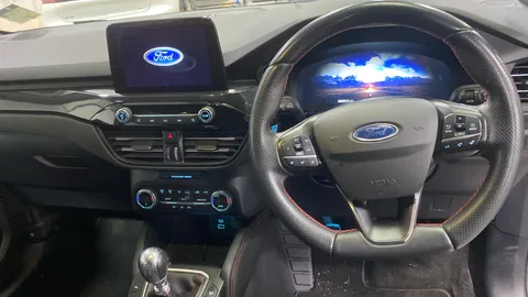 FORD KUGA 1.5 EcoBlue ST-Line Edition