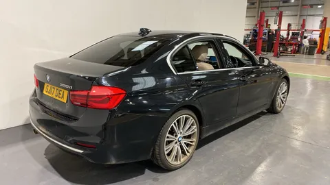 BMW 3 SERIES 320d Luxury Step Auto