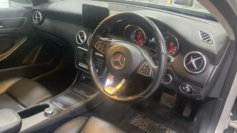 MERCEDES-BENZ A CLASS A180 Sport Auto