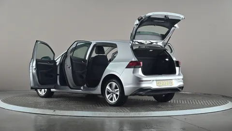 VOLKSWAGEN GOLF 1.5 TSI Life