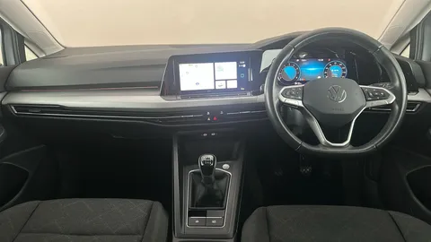 VOLKSWAGEN GOLF 1.5 TSI Life