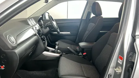 SUZUKI VITARA 1.4 Boosterjet 48V Hybrid SZ-T