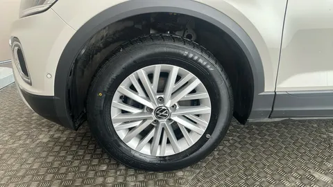 VOLKSWAGEN T-ROC 1.0 TSI Life