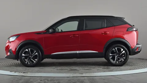 PEUGEOT 2008 1.2 PureTech 130 GT EAT8