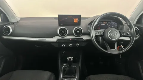 AUDI Q2 30 TFSI Sport