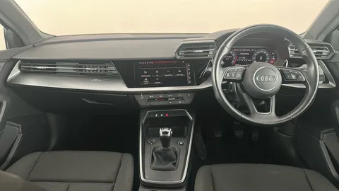 AUDI A3 30 TFSI Technik