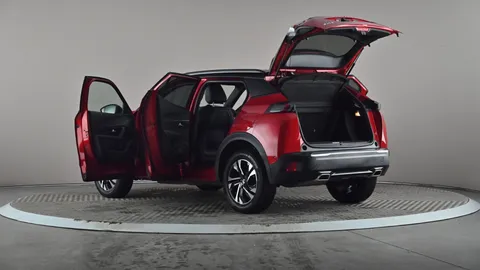 PEUGEOT 2008 1.2 PureTech 130 GT EAT8