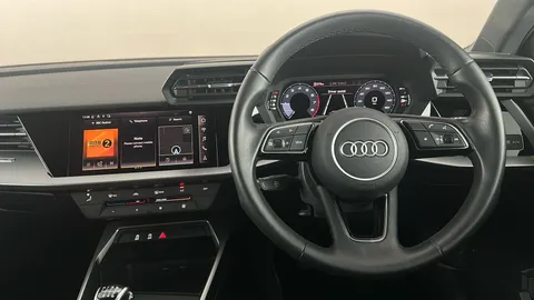 AUDI A3 30 TFSI Technik