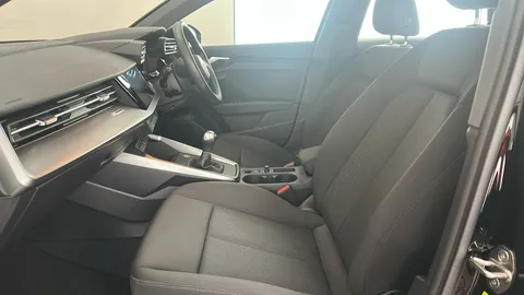 AUDI A3 30 TFSI Technik