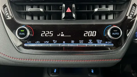 TOYOTA COROLLA 2.0 VVT-i Hybrid Excel CVT