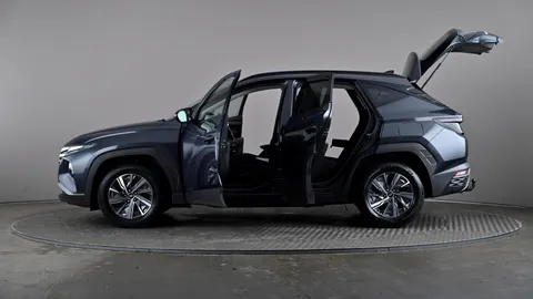 HYUNDAI TUCSON 1.6 TGDi SE Connect 2WD