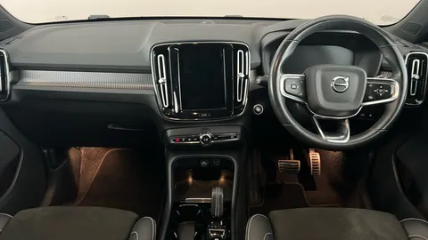 VOLVO XC40 1.5 T4 Recharge PHEV R DESIGN Auto