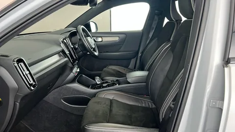 VOLVO XC40 1.5 T4 Recharge PHEV R DESIGN Auto