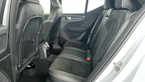 VOLVO XC40 1.5 T4 Recharge PHEV R DESIGN Auto