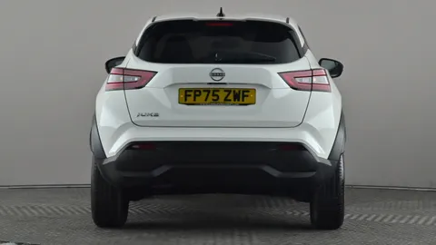 NISSAN JUKE 1.0 DiG-T Acenta Premium DCT