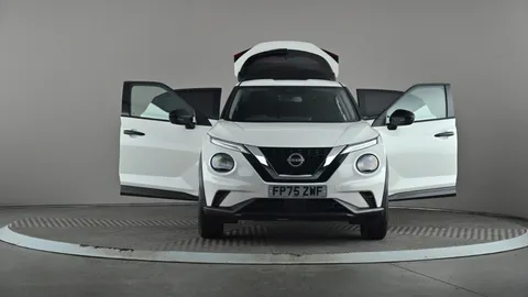 NISSAN JUKE 1.0 DiG-T Acenta Premium DCT