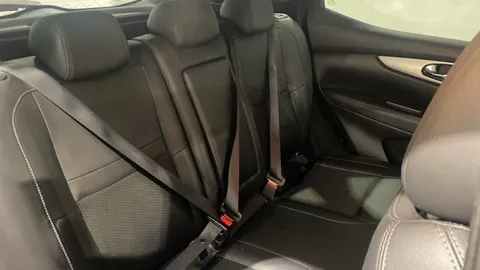 NISSAN QASHQAI 1.3 DiG-T Tekna